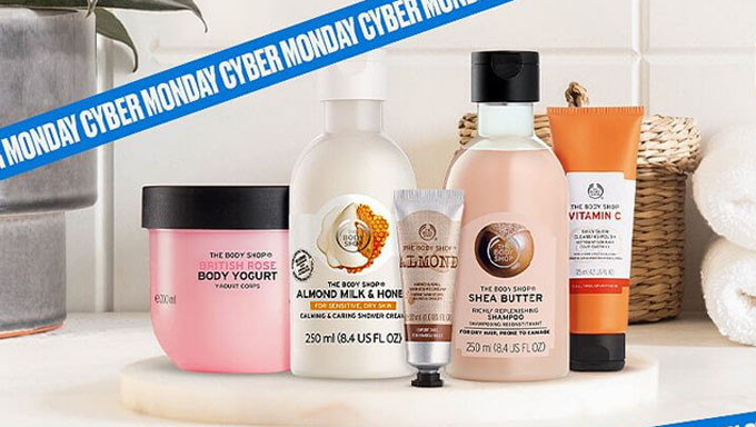 DIVE INTO CYBER MONDAY | Flat 30% Off on Purchase of Any 3 Products