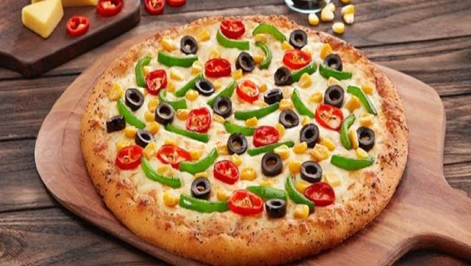 50% Off Upto Rs.100 On Your Favorites Pizza & Sides
