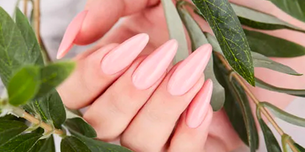 5 Tips to Getting the Perfect Set of Acrylic Nails