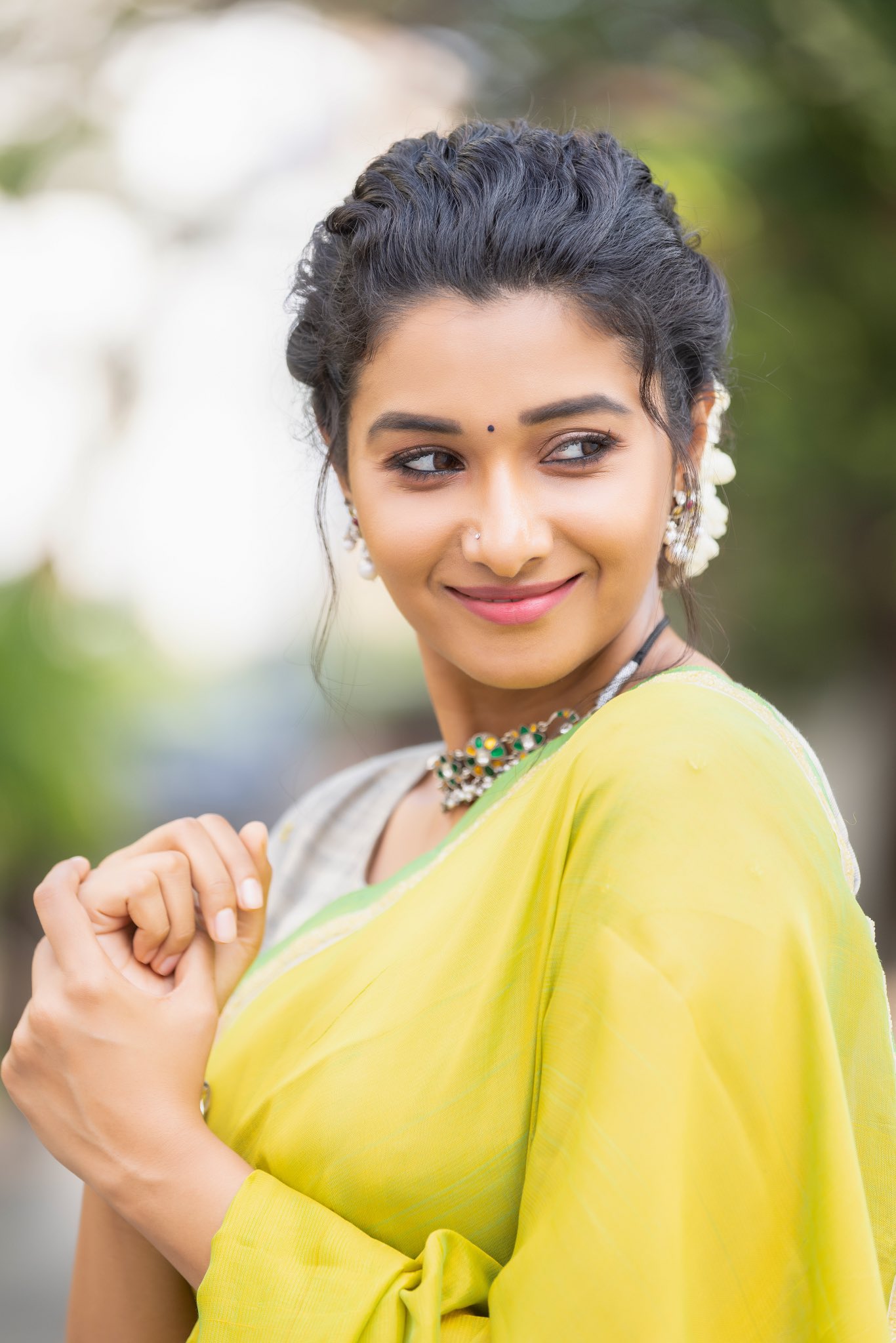 Top 20 Most Beautiful Tamil Actress with Photos | Age | Affairs