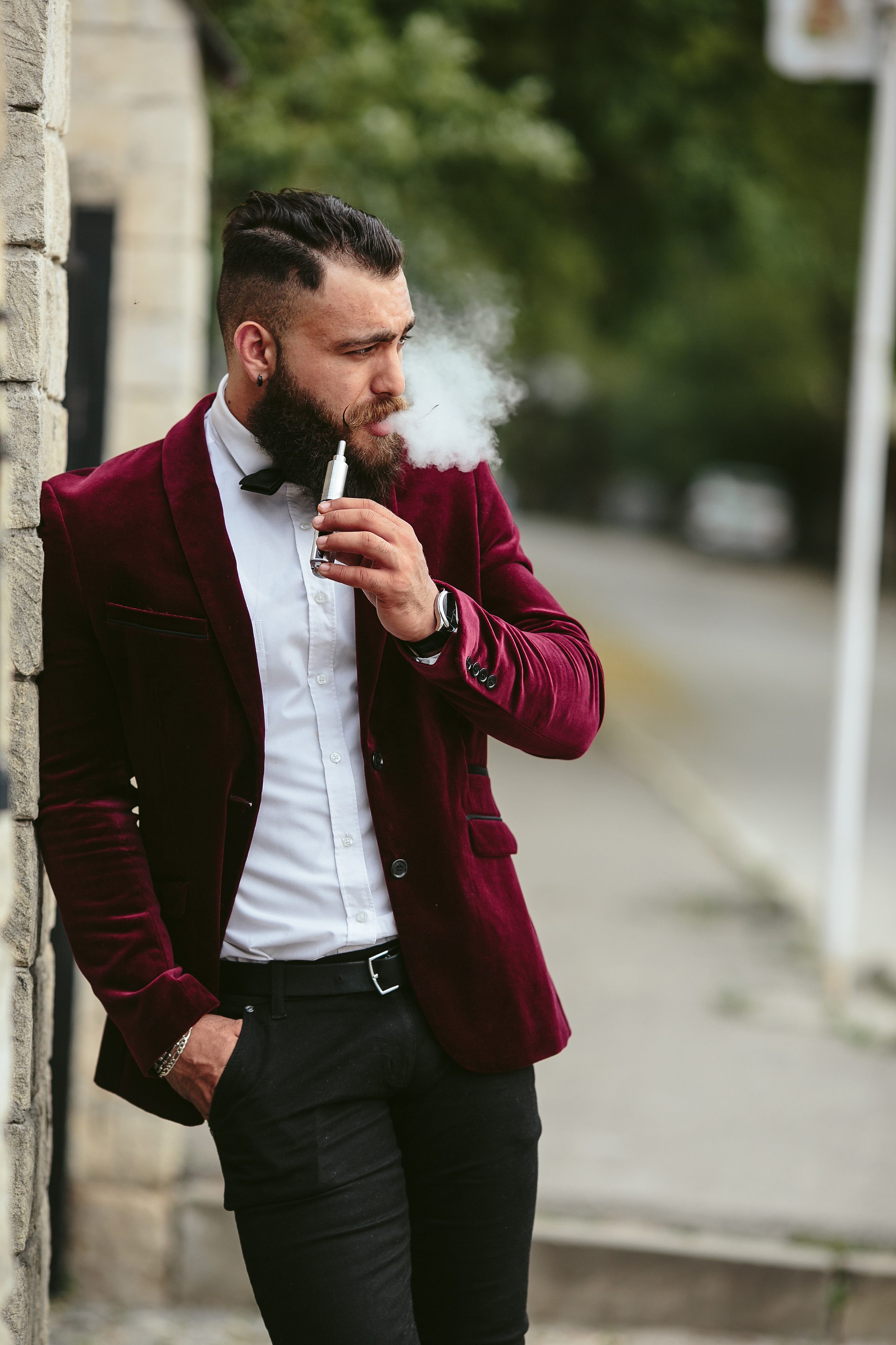 Black blazer red shirt best sale